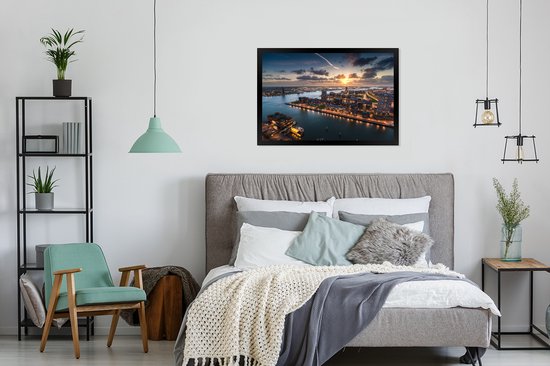 Image encadrée - Cadre photo Sunset over Rotterdam noir sans passe partout 90x60 cm - Affiche encadrée (Décoration murale salon / chambre)