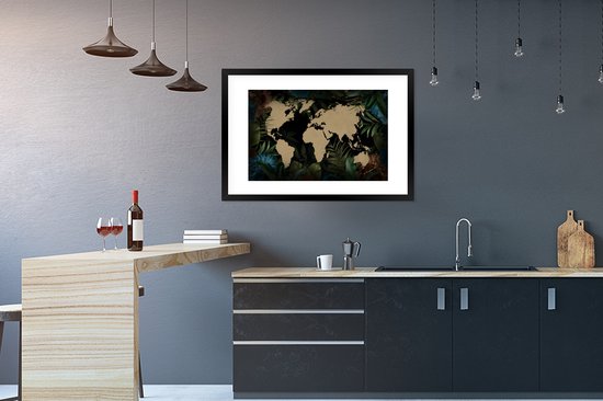 Carte du monde couleur sable sur fond noir décorée de fleurs et feuilles 90x60 cm