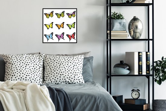 Photo en cadre - Une illustration de neuf papillons sur fond blanc Cadre photo noir 40x40 cm - Affiche sous cadre (Décoration murale salon / chambre)