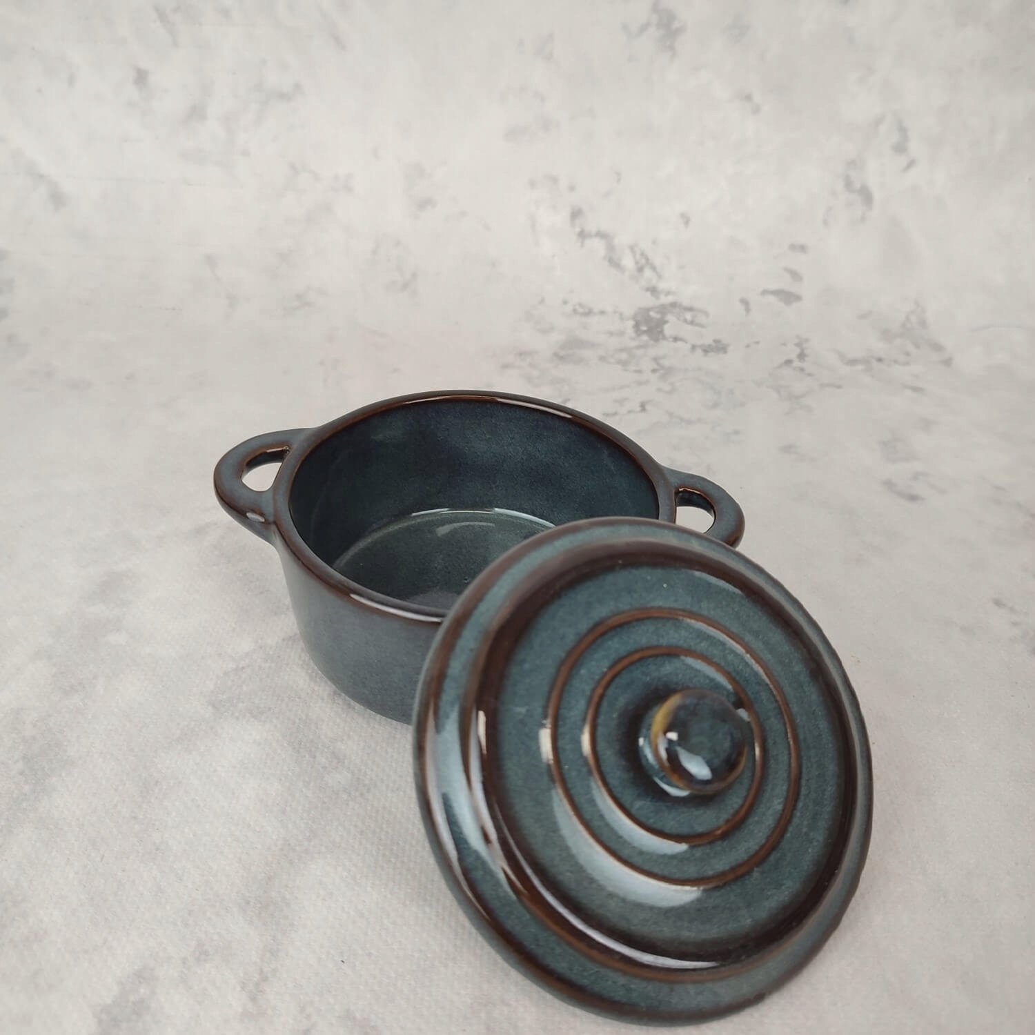 Keramische Ovenschaal Rond met Deksel 180ml - Handgemaakt Glazuur
