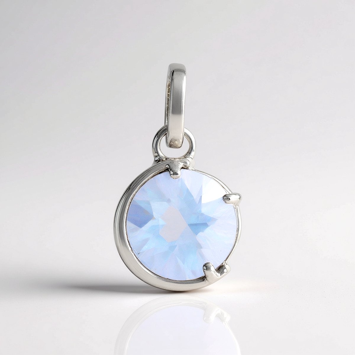 Cavill - Zilveren hanger - 925 sterling zilver gerhodineerd - Maanblauwe kwarts 2,114 ct - Rond briljant geslepen - Elegante Braziliaanse edelsteen