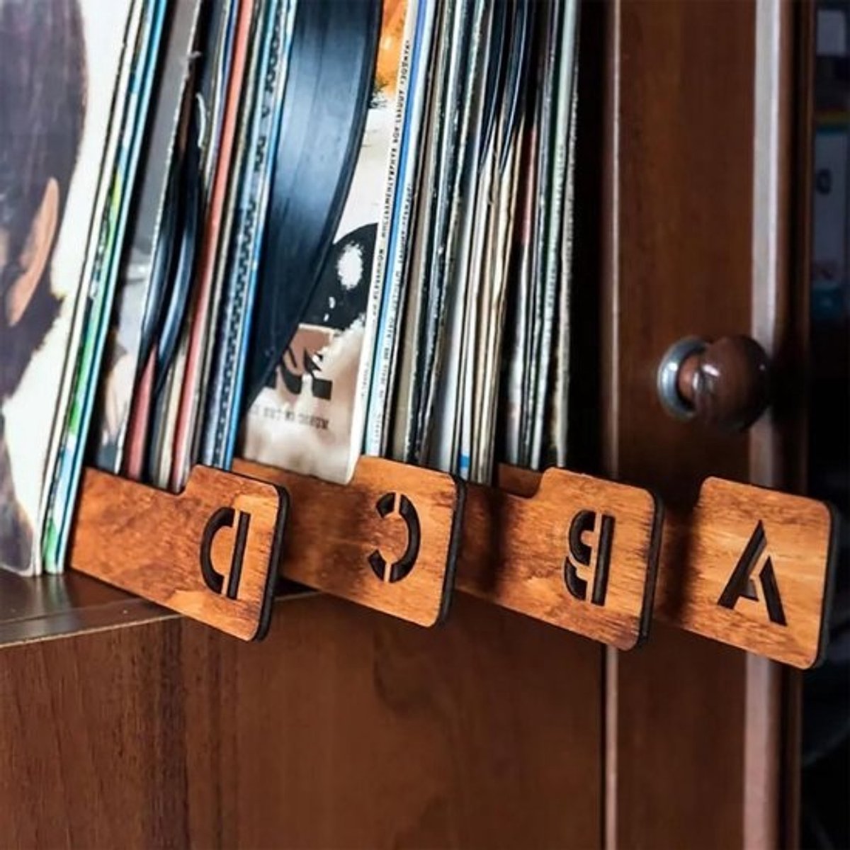 Alfabetische tabbladen - Albumverdelers - Voor vinyl organiseren - Houten constructie - 26 stuks - Zwart