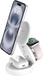 Witte 3-in-1 oplaadstandaard met iPhone, Apple Watch en oortjes die tegelijkertijd opladen.