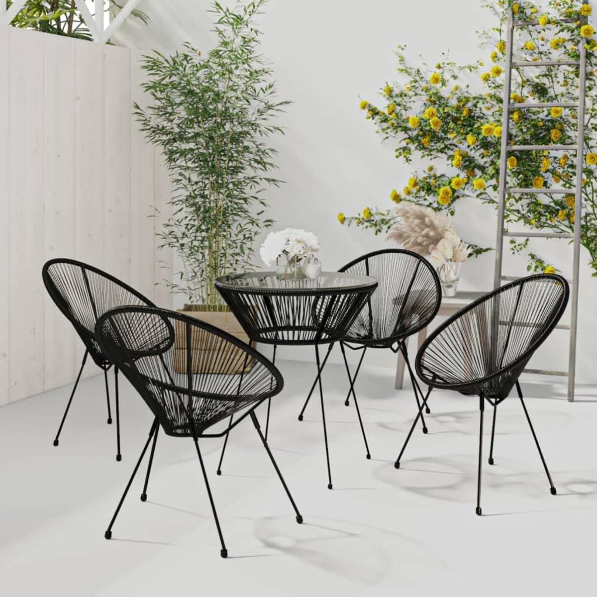 5-delig. Tuineetset van waterdicht PVC rotan in zwart met tafelblad van transparant gehard glas en gepoedercoat stalen frame, maximale belastbaarheid 110 kg per