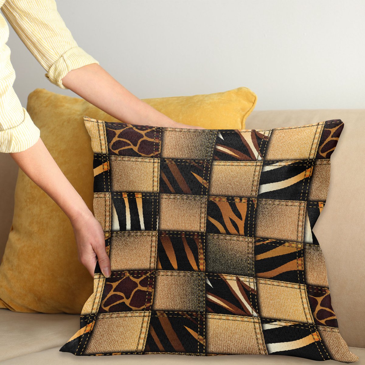 ABAKUHAUS Safari Kussenhoes, Jeans-Denim-Patchwork, Wasbare Kussenhoes met Ritssluiting, Kleurechte Heldere Kleuren en Dubbelzijdige Print, 60 x 60 cm, Bruin en Zwart