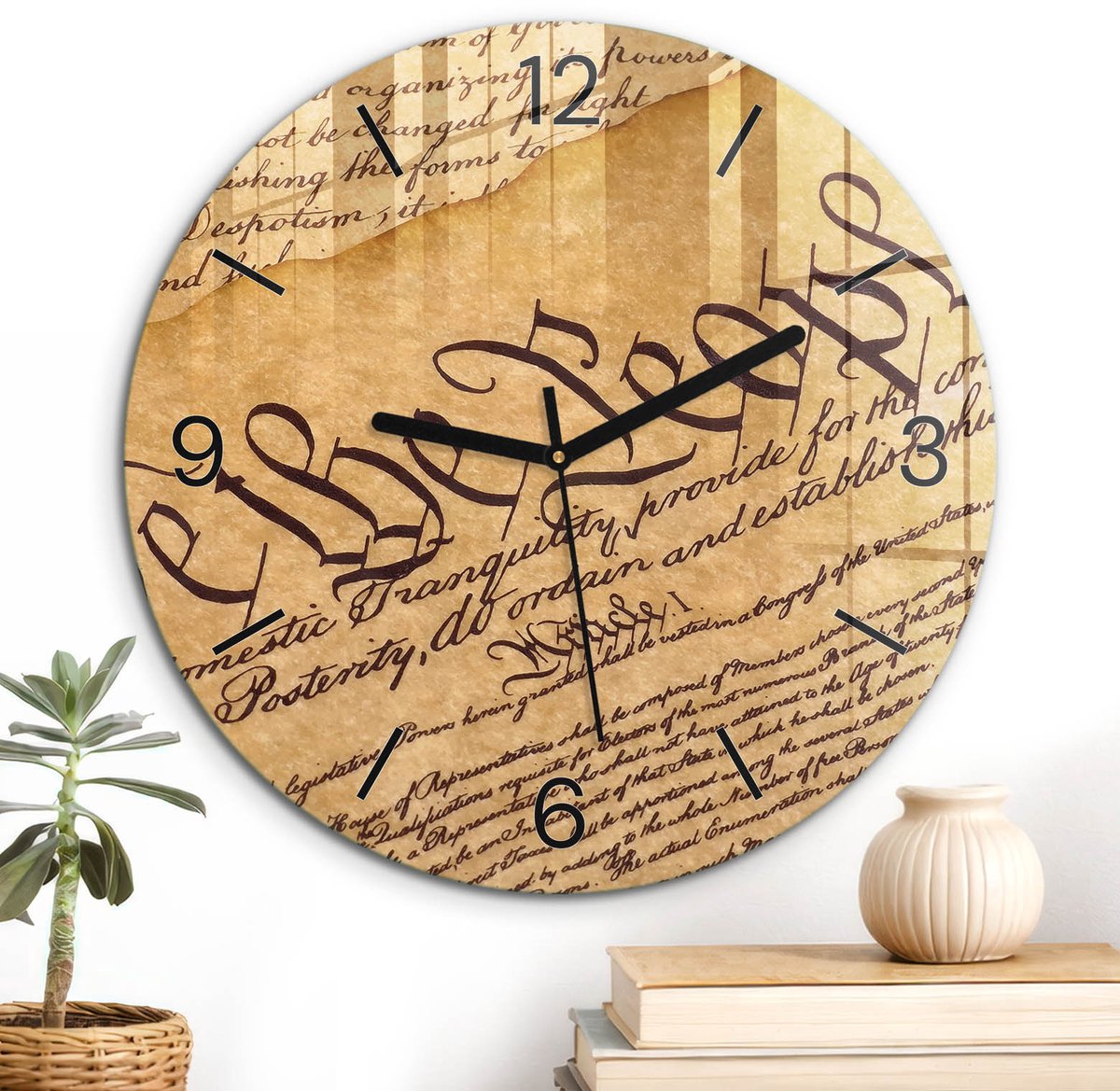 ArtPrintCave Beige Glazen Klok - Wandklok 30 cm - Muurklok Rond - Historisch Document Stille Wandklok - Kunst Wandklok Keuken - Zwarte Klokwijzers