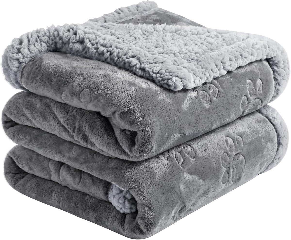 Waterdichte Hondendeken van Fluffy Sherpa Fleece, 127 x 100 cm, Wasbare en Dubbelzijdige Deken voor Sofa, Ideaal voor Huisdieren, Grijs