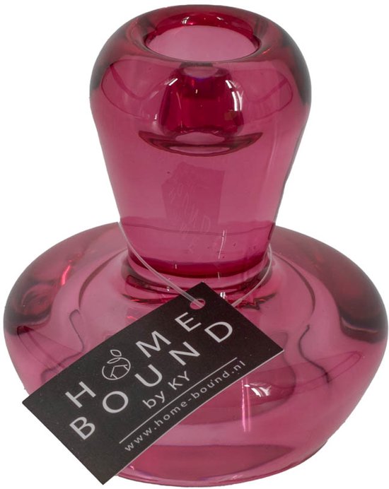 Roze glazen kandelaar van Homebound by KY met een bijbehorend merklabel.