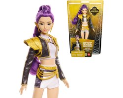 KPop Demon Hunters HUNTR/X Rumi 'Golden' zingende pop in outfit