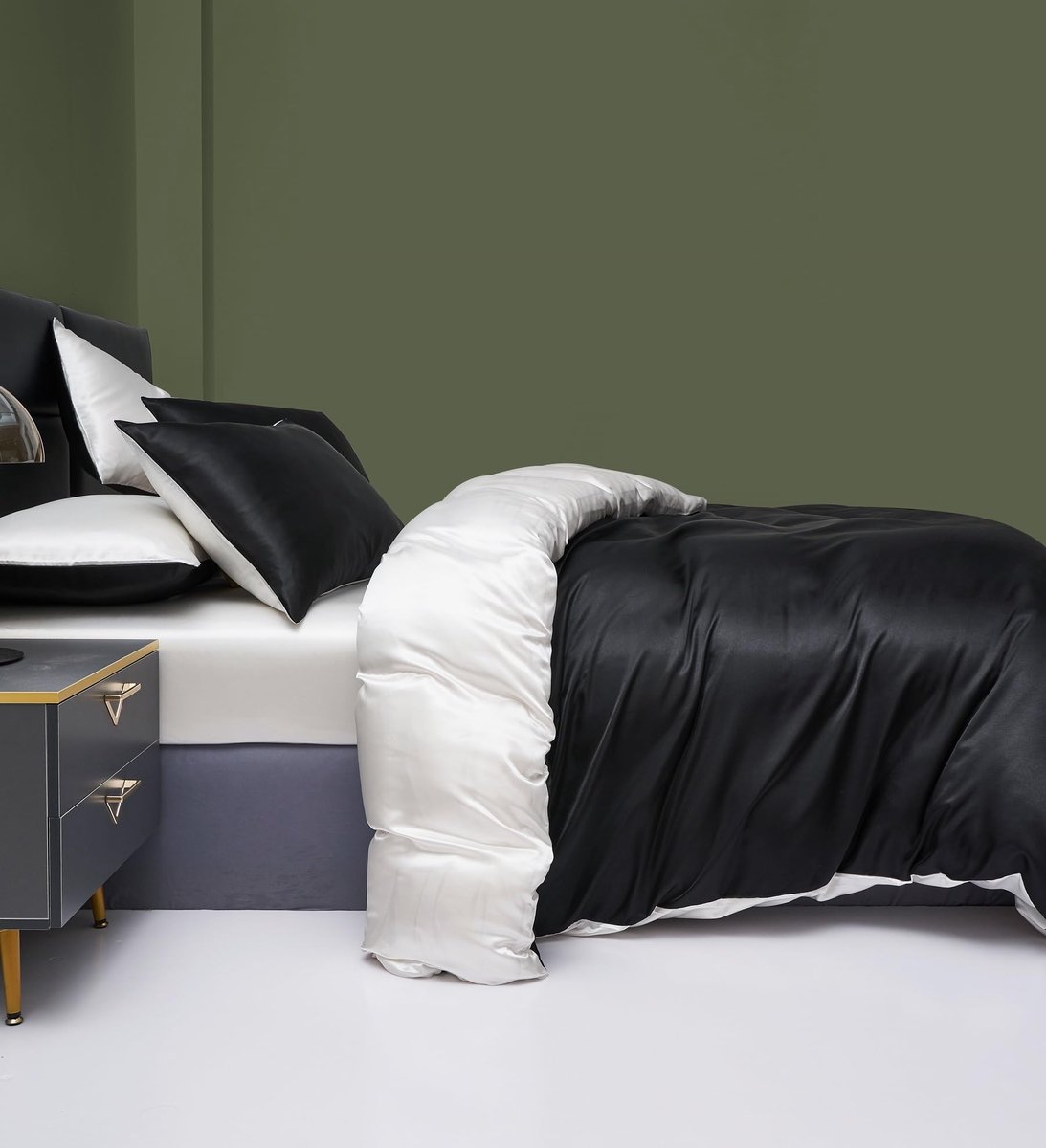 SnelShoppen - Satijnen Beddengoed Set 200 x 220 cm, Zwart-Wit, Omkeerbaar, Luxe Zijdeachtig, 3-delig met Ritssluiting en 2 Kussenslopen 80 x 80 cm - Z