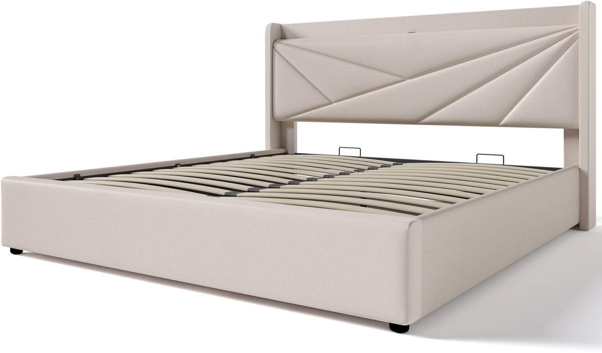 Een gewatteerd tweepersoonsbed met opbergruimte, een bedframe met USB Type-C-oplaadmogelijkheid, een hoofdbord, opbergruimte en een bedframe van linnen. Het is een kinderbed van 140x200 mm met een lattenbodem (matras niet inbegrepen).