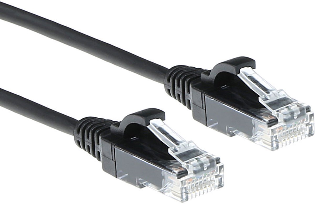 ACT Zwarte 1 meter LSZH U/UTP CAT6 datacenter slimline patchkabel snagless met RJ45 connectoren DC9901