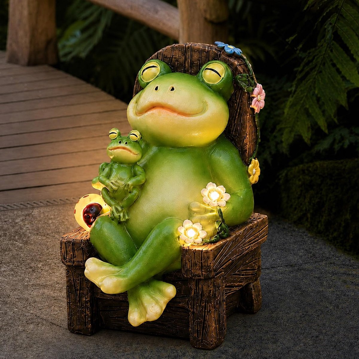 SnelShoppen - Tuinfiguren op zonne-energie met Lieveheersbeestje en Bloemen, Grappige Kikker Moeder met Baby op Schommelstoel, Tuindecoratie voor Buit
