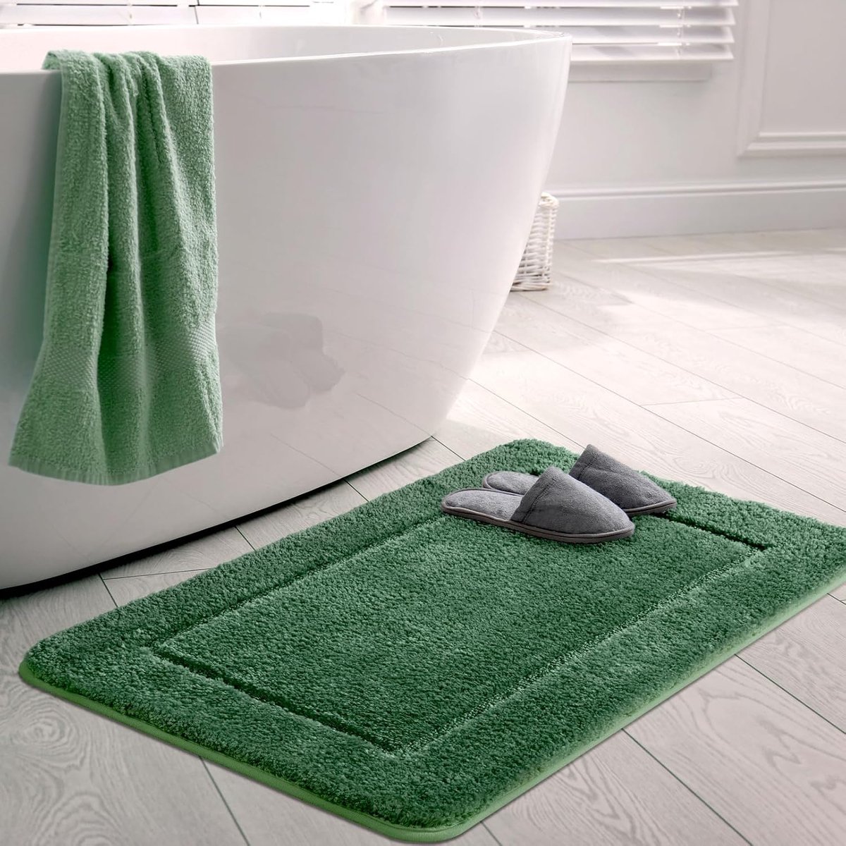 SnelShoppen - Luxe Badmat 60x90cm, Hoogpolig Microvezel, Antislip & Wasbaar, Absorberende