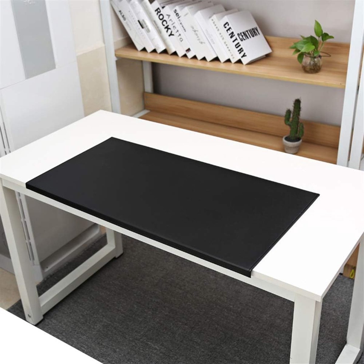 SnelShoppen - Grote Desk Mat 60x30 cm, Waterproof PU Leer Muismat, Antislip Bureau Mat voor Desktop en Laptop, Zwart, 4 mm Dikte