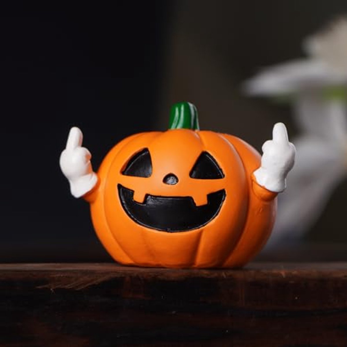 Namajunas - Pompoen middelvinger Ornamenten - Mini pompoenornament - Halloween Decoratie - Geschenk - voor Tafel, Kast, Schouw en Boekenplank - Voor binnen en buiten - Bureau decoratie