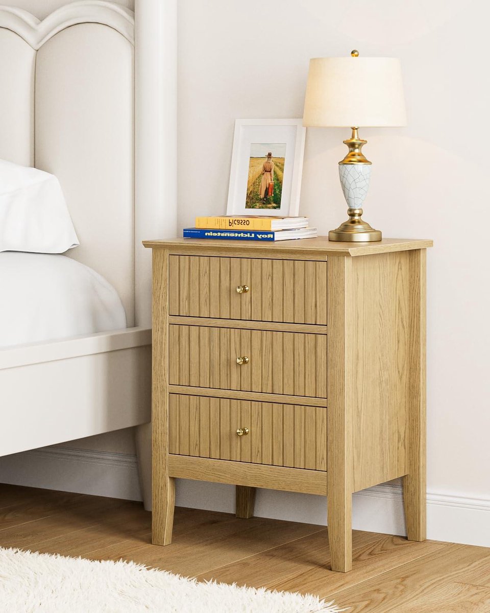 Nachtkastje met lades - Bijzettafel slaapkamer - Opbergen en decoreren - Verstelbare poten - 61 cm hoog - Lichte eik