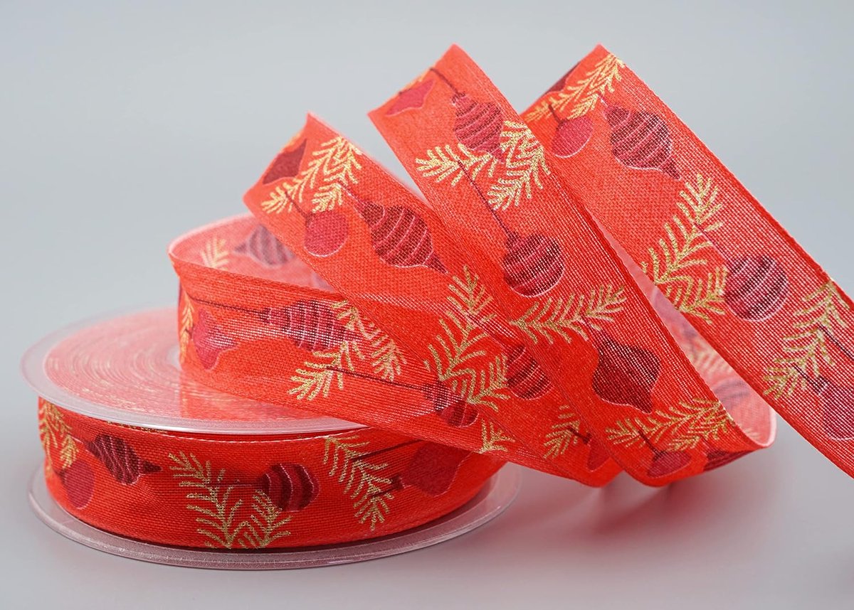 (€ 0,93/m) "Christmas Charm" rood / goud 20 m x 25 mm (rol) cadeaulint Kerstmis boomversiering draadrand stofband strikband