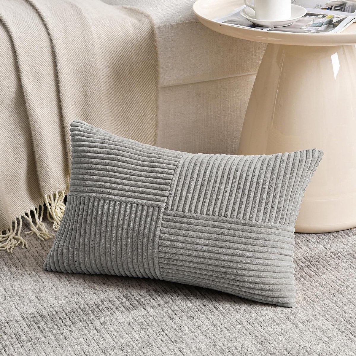 SnelShoppen - Lichtgrijze Kussenhoes 30x40 cm - Zachte Corduroy Kussensloop - Decoratieve Kussenhoes voor Bank, Slaapkamer & Woonkamer - Boho Stijl