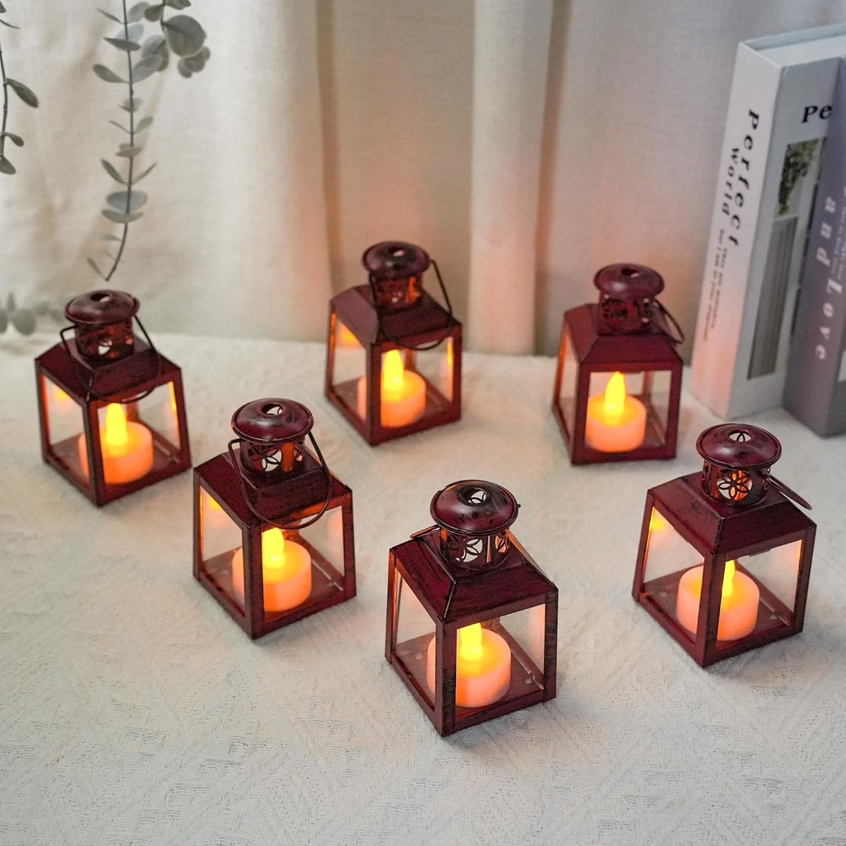 SnelShoppen - 6 Stuks Kleine Metaal Kaarsenlantaarns Vintage Stijl Hangende Theelichthouders Decoratieve Kaarsenhouders voor Tafel Valentijnsdag Tuin