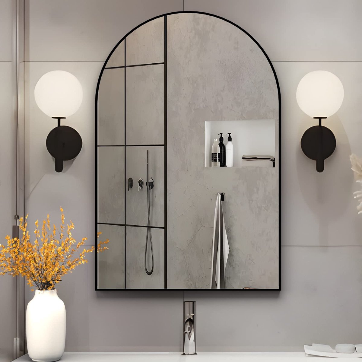 Omgoods - Curved Wall Mirror met Metaal Frame 50x75 cm