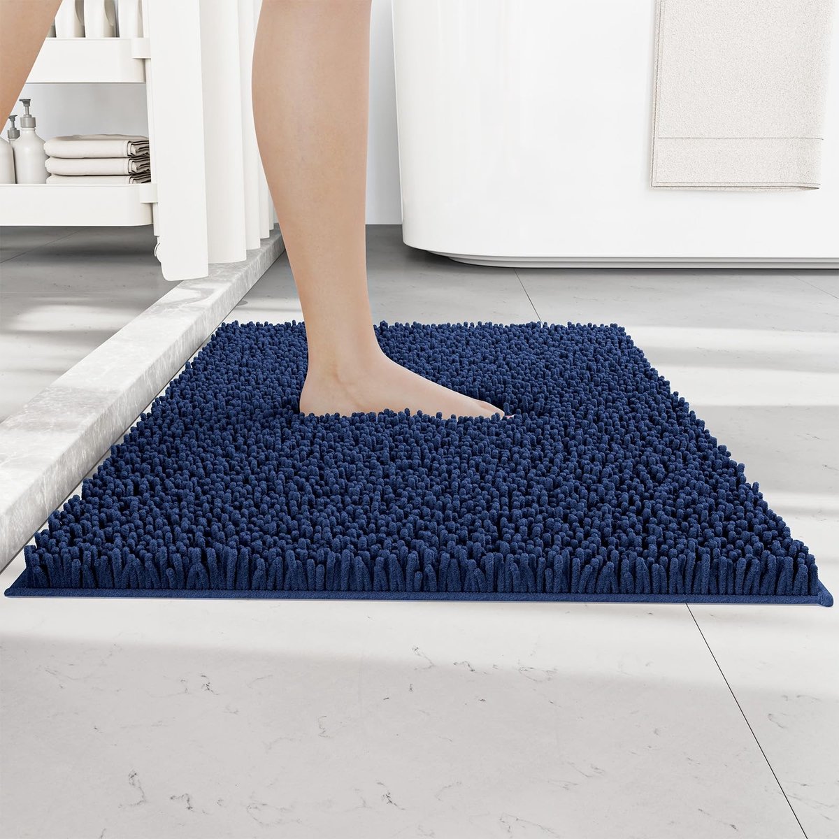 Omgoods - Chenille Badmat 50 x 80 cm, Pluizig en Absorberend (Donkerblauw)