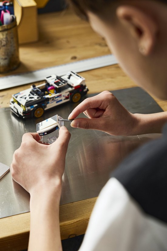 LEGO Speed Champions BMW M3 (E30) Auto Bouwpakket voor Kinderen en Kinderkamer Decoratie 77263