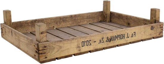 Houten kist met vier hoekpalen. Tekst op zijkant: Fa. J. HOPMAN & Zn. - 2010.