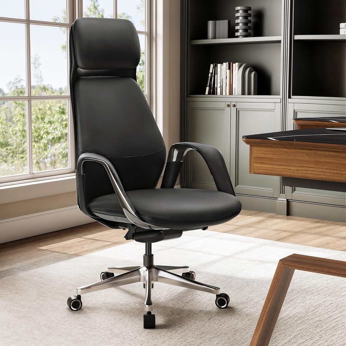 Ergonomische bureaustoel voor managers, leren draaistoel, ademend en comfortabel met moderne uitstraling, zwart