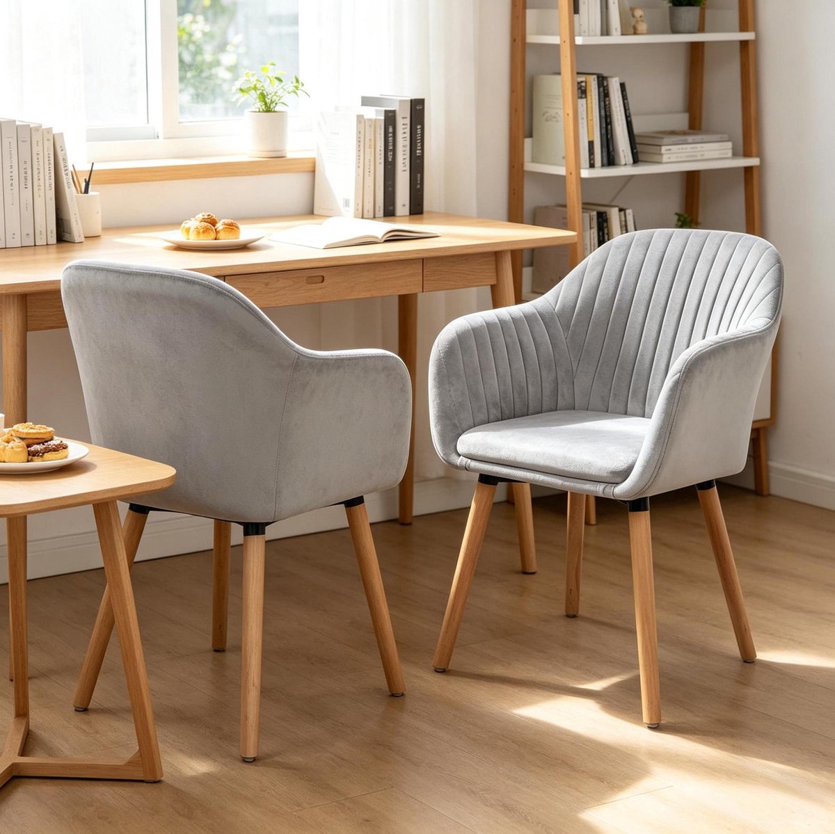 MIVRAY Eetkamerstoel 81 cm - Kuipstoel Met Armleuningen En Ergonomische Rugleuning - Voor Eetkamer En Woonkamer - Velvet Lichtgrijs