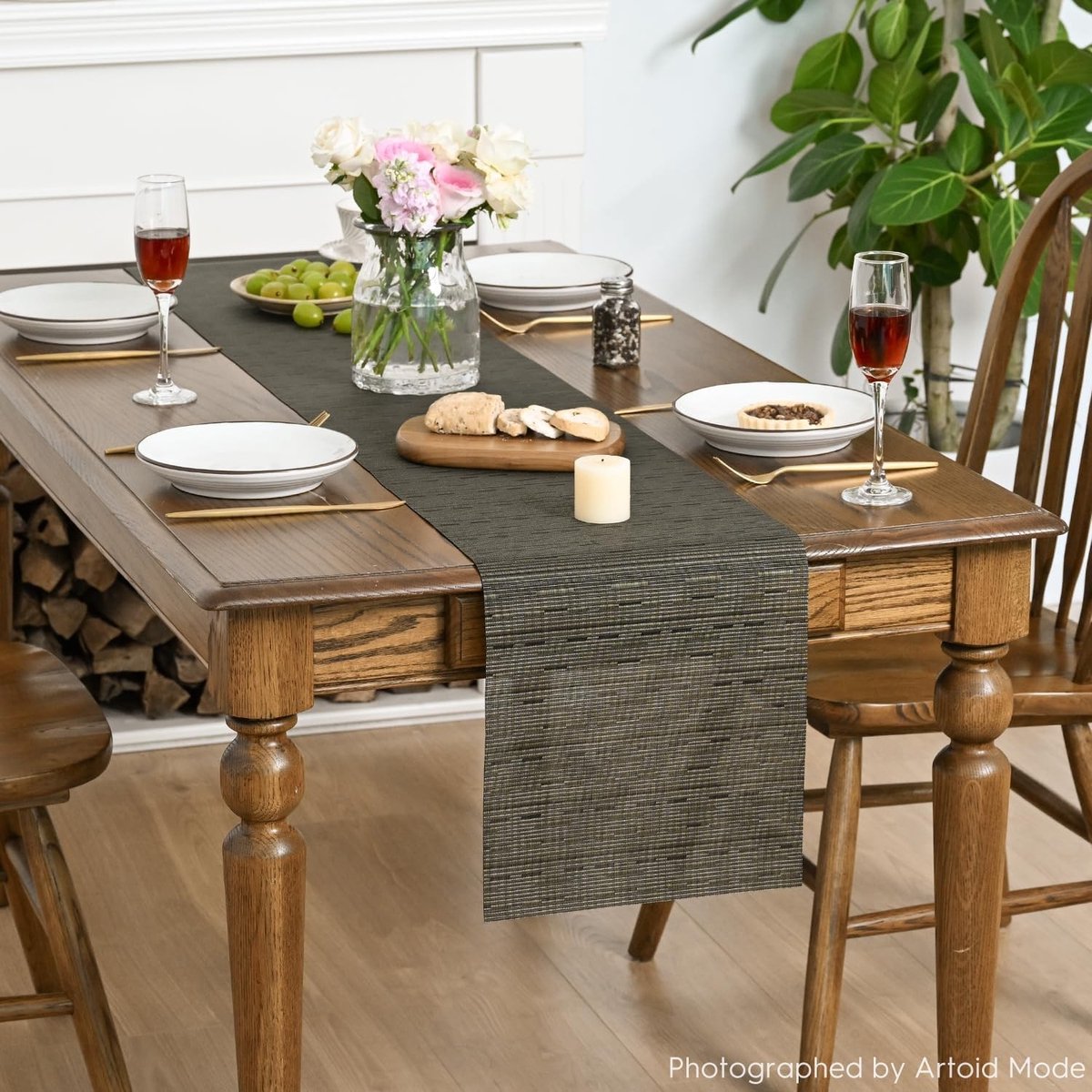 Dailygoods - Donkerbruine Wasbare PVC Tafelloper 30 x 273 cm Vlekbestendig voor Eettafel Decoratie