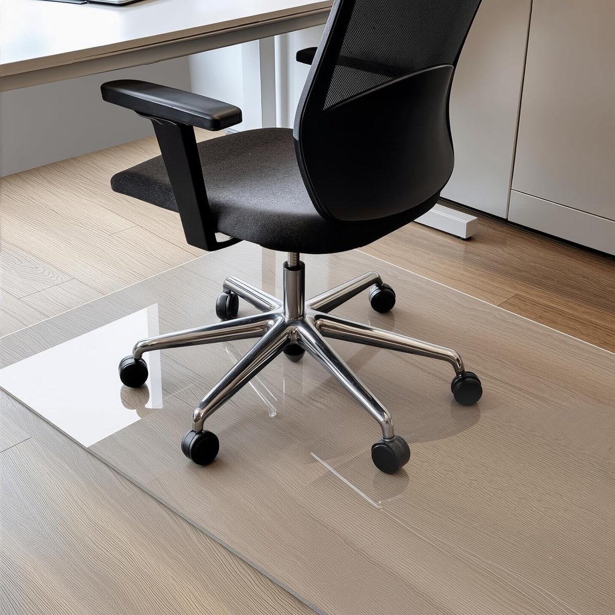 Vloerbeschermingsmat voor bureaustoel, transparant, bureaustoelonderlegger en bureaustoelonderlegger, antislip, beschermmat voor vloer en tapijt, melkwit, 120 x 120 cm