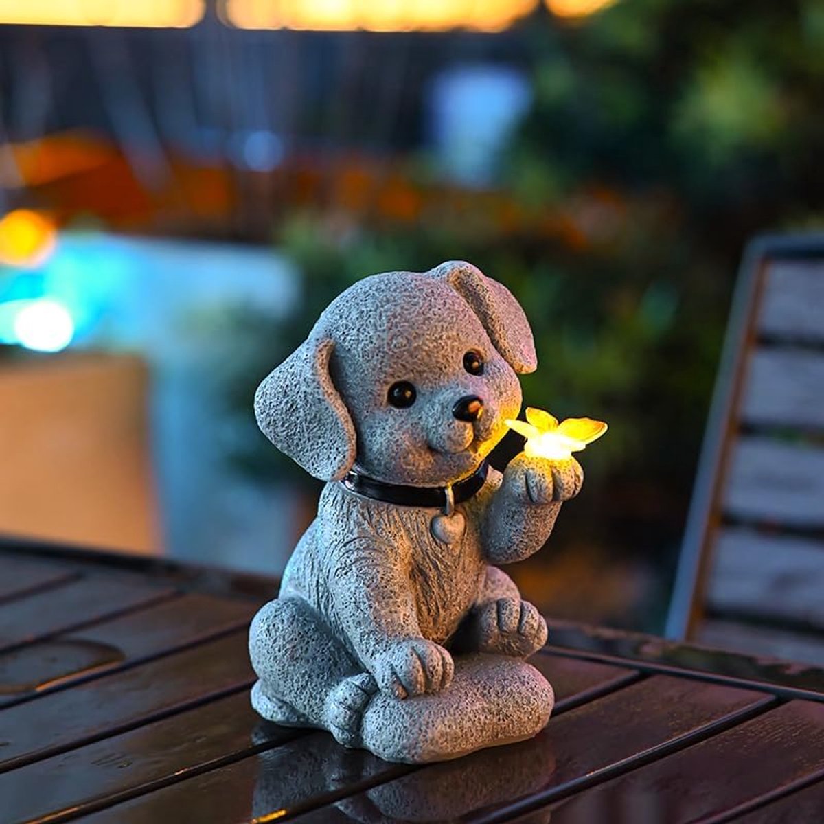 Solar Powered Puppy Butterfly lamp, Outdoor Atmosphere Decoration Light, Schattige Hars Puppy Butterfly Garden Landschapslamp.