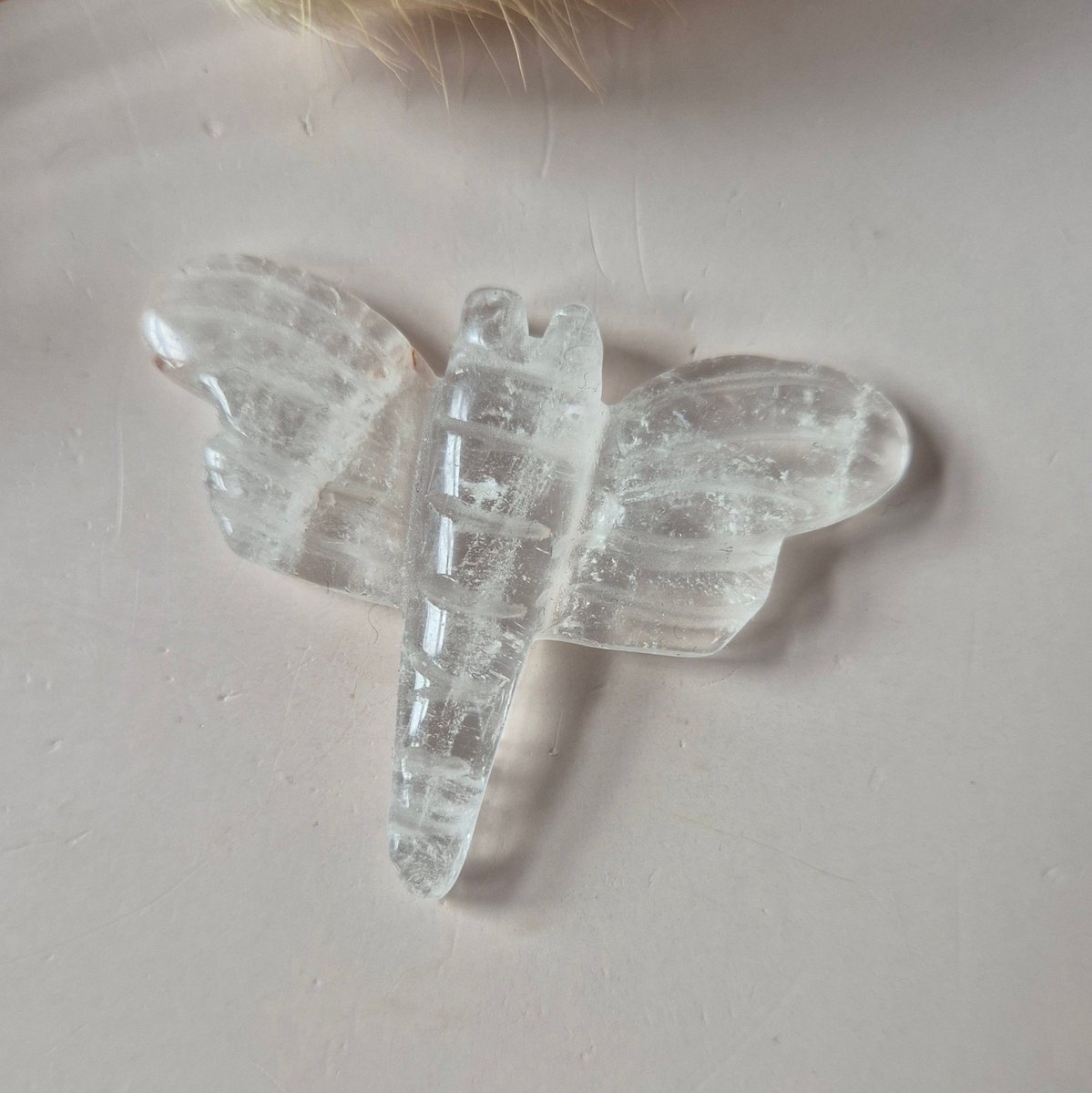 Bergkristal Libelle 5 cm – crystal carving in diverse steensoorten Edelsteen