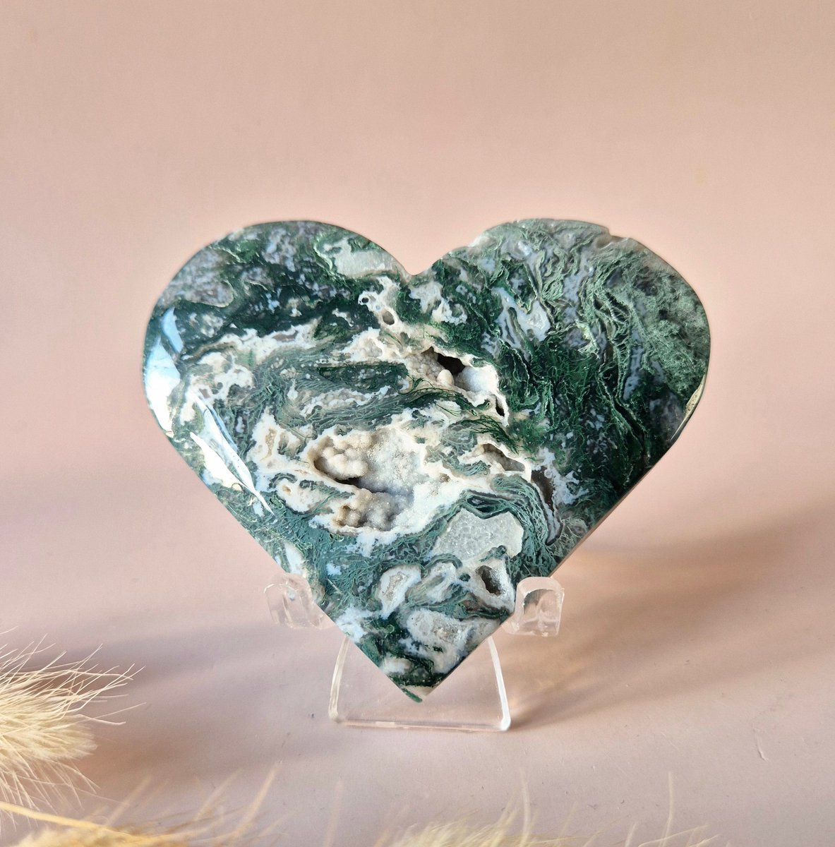 Edelsteen Druzy Mosagaat Hart op Metalen Standaard – #124 130-150gram