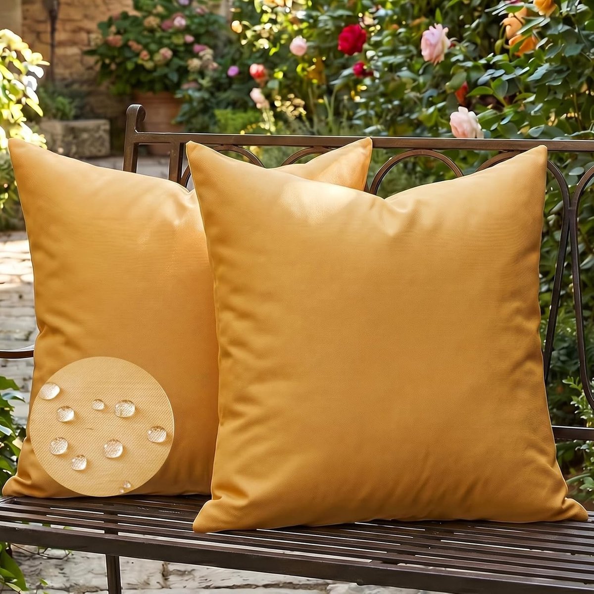 Set van 2 Waterdichte Buiten Kussens 45x45cm Geel, Modern Decoratief voor Tuinmeubels, Camping en Loungegebruik, Zomerbestendig en Duurzaam