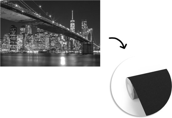 Papier peint Papier peint photo en vinyle - Photo Zwart et blanc du Bridge de Brooklyn à New York la nuit largeur 400 cm x hauteur 240 cm - Tirage photo sur papier peint (disponible en 7 tailles)