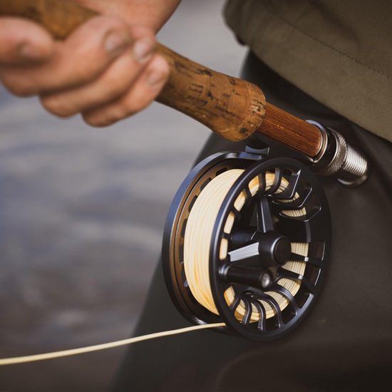 Raprance Fly Fishing Reel 7/8wt - CNC Aluminum Alloy, Ultra Light, Direct Change Side Button, for Freshwater/Salt - ShopVlot — afbeelding 3