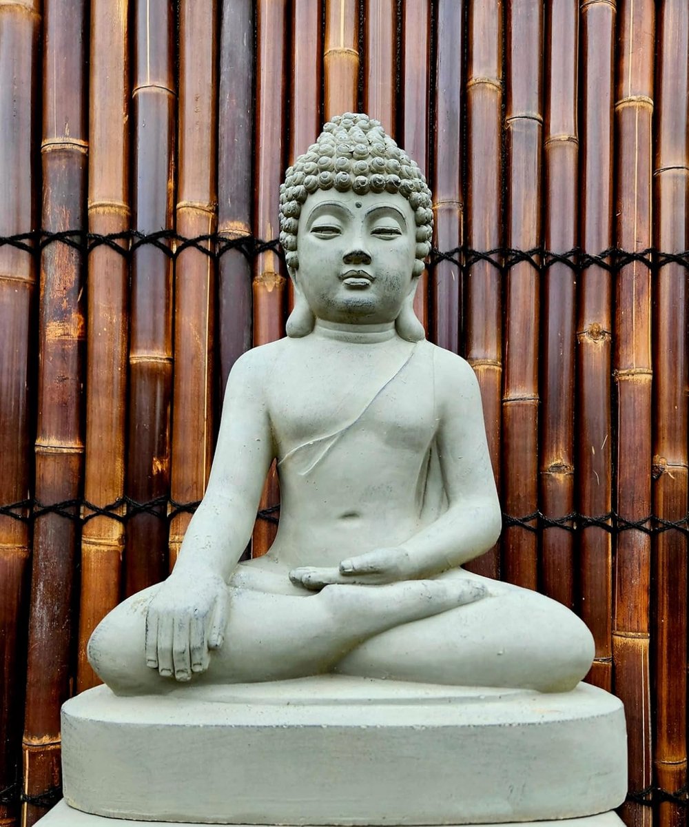 Buddha beeld zittend 63 cm - Grijs met patina - Elegante afwerking - Ideaal voor meditatie - ShopVlot