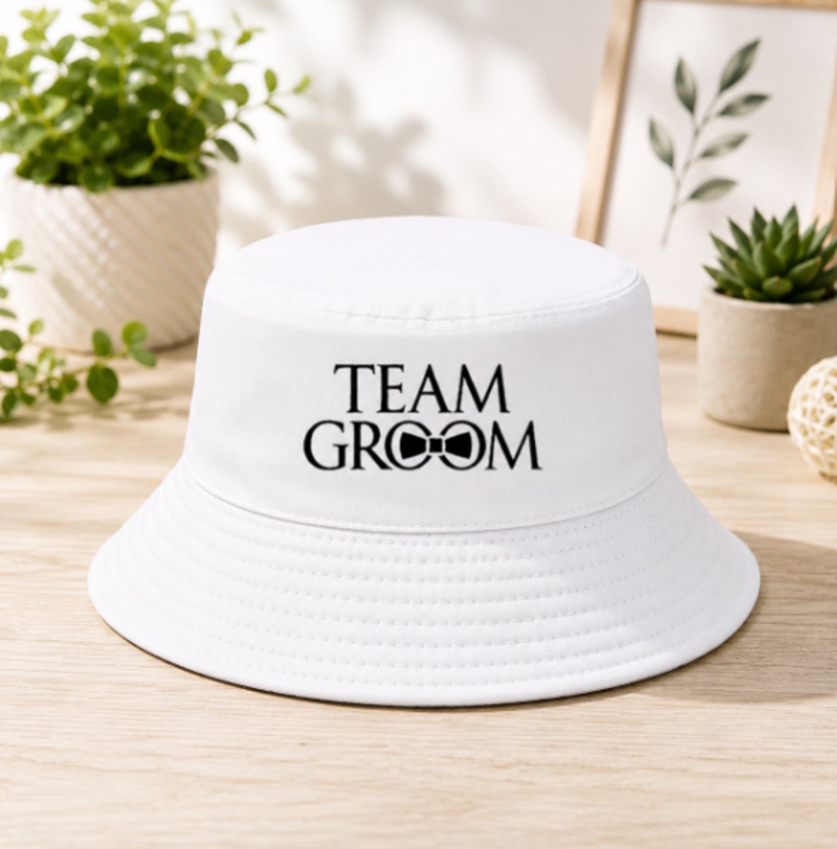 Pradeo - Bucket Hat - Emmerhoed - Team Groom - Bruidegom - Groom - Vrijgezellenfeest - Bruiloft - Feest - Vrienden - One Size - Wit