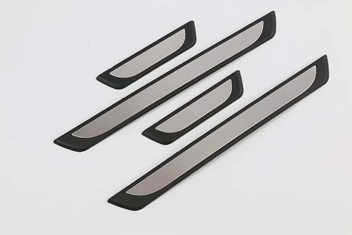 (instapstrips) compatibel met Land Rover Range Rover Evoque 2 2019 (5 deurs) - Kras bescherming - Set van 4 - Zwart Chrome
