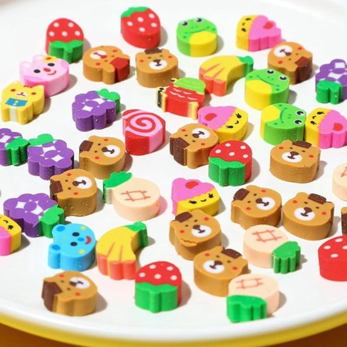 Set van 150 schattige dierlijke gummen voor kinderen - Schoolartikelen - Gummetjes met diverse dierenprints