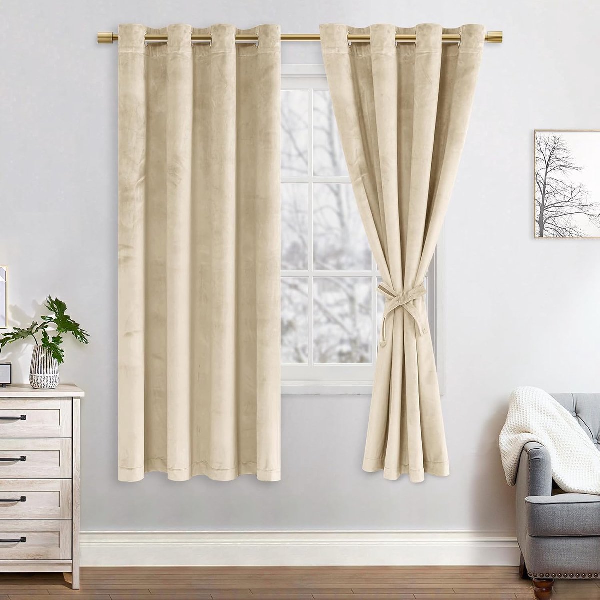 Verduisteringsgordijn van fluweel, set van 2 beige en groen, met inslagringen, zachte ondoorzichtige gordijnen voor decoratie in slaap- en woonkamer, 140 x 175 cm (b x h)