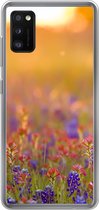 Geschikt voor Samsung Galaxy A41 hoesje - Bloemen - Goud - Zon - Siliconen Telefoonhoesje