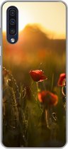 Geschikt voor Samsung Galaxy A50 hoesje - Klaproos - Zonsondergang - Goud - Siliconen Telefoonhoesje