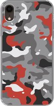 Geschikt voor iPhone XR hoesje - Camouflage patroon met rode accenten - Siliconen Telefoonhoesje - Verjaardag cadeau tiener