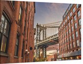 Doorkijk naar de Manhattan Bridge in New York - Foto op Canvas - 60 x 40 cm