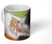 Mok - Koffiemok - Katten - Knuffel - Dierendag - Mokken - 350 ML - Beker - Koffiemokken - Theemok