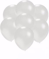 50x stuks Kleine metallic witte party ballonnen 13 cm - Witte feestartikelen/versiering