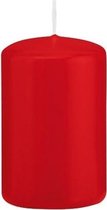 1x stuks rode cilinderkaars/stompkaars 5 x 8 cm 18 branduren - Geurloze kaarsen - Woondecoraties